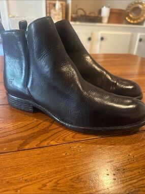 Børn Cove Women’s Ankle Boots Size 9M Black Leather Side Zip Stretch Panel